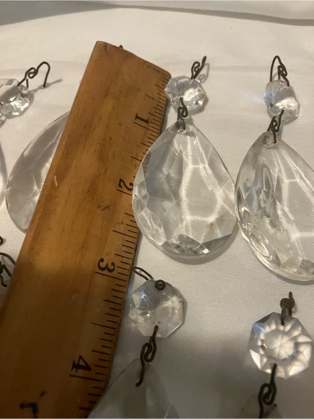 Beautiful set of 24. 2” vintage glass crystals all great condition , have - Picture 3 of 8